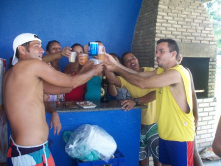 Um brinde a confraternização